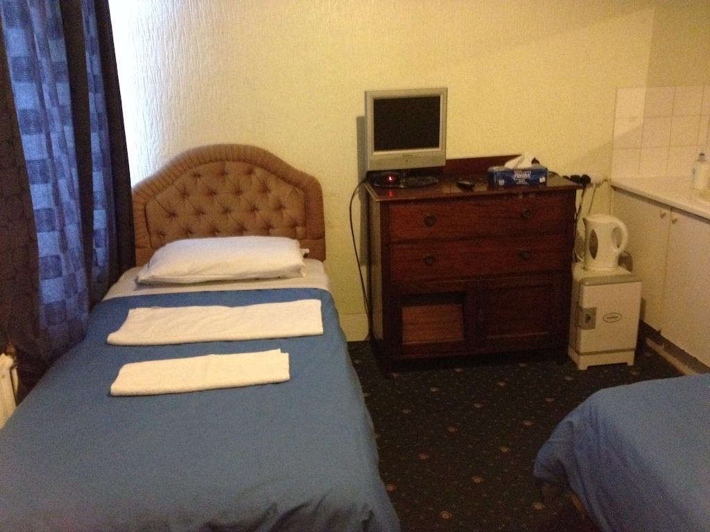 Lenton Lodge Guest House Horley Room photo